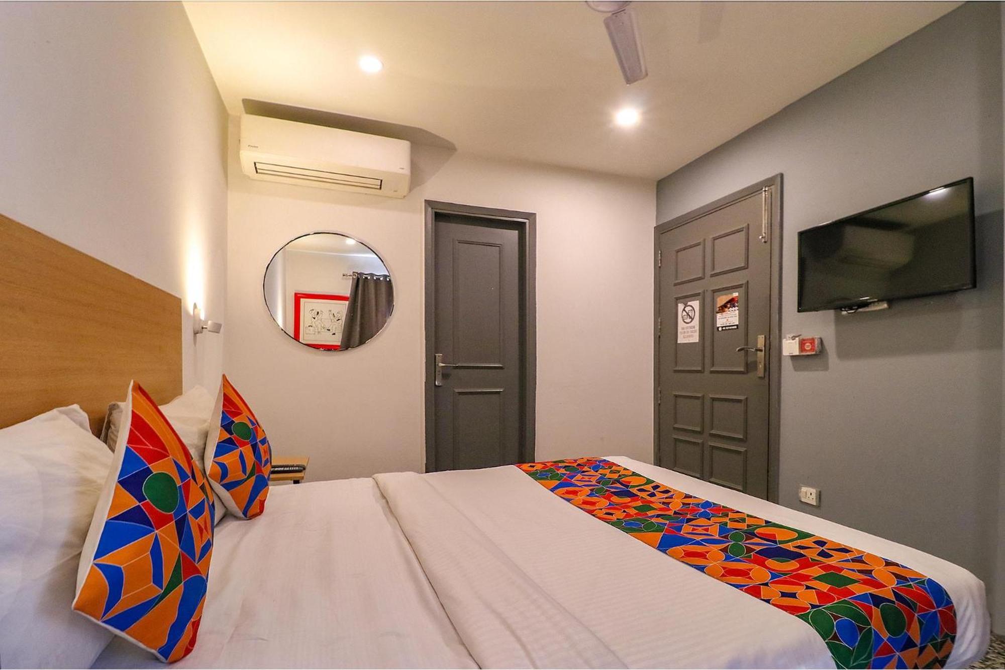 Fabhotel La Serene Punjabi Bagh Yeni Delhi Dış mekan fotoğraf